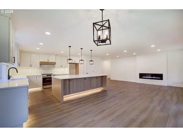 28520 NE 74TH CT, Battle Ground, WA 98604