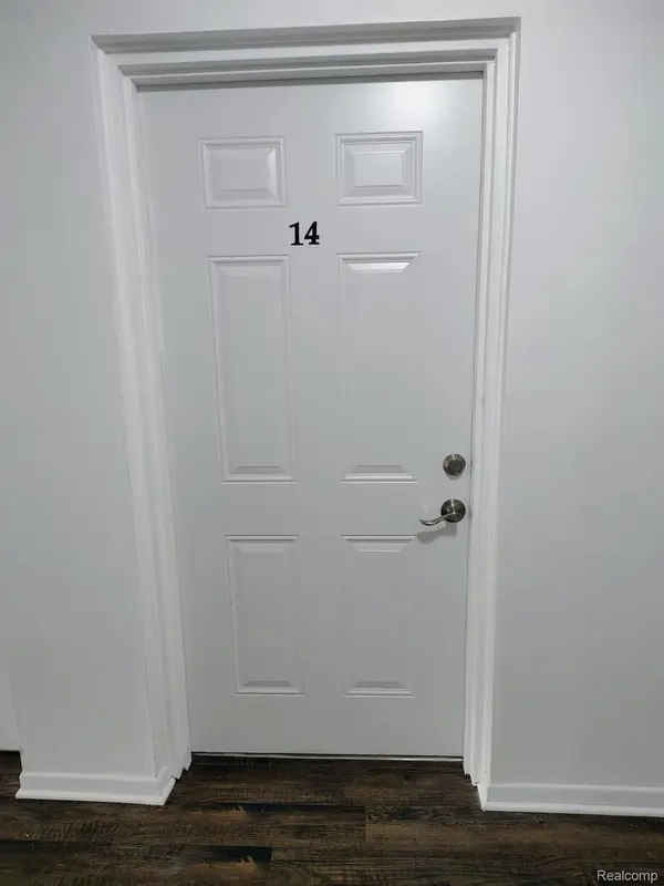 10101 Cadieux RD, Detroit, MI 48224