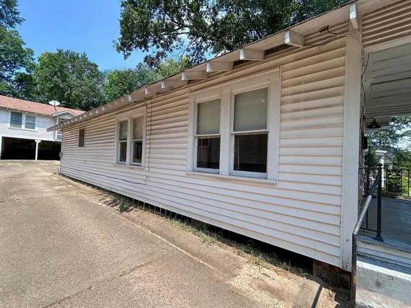 742 Columbia Street, Shreveport, LA 71104