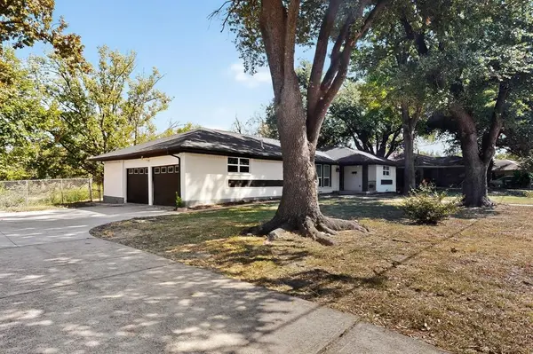 1828 Riverway Drive, Dallas, TX 75217