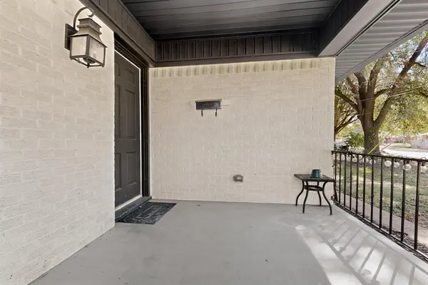 1828 Riverway Drive, Dallas, TX 75217