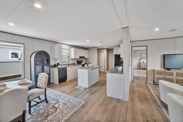 3106 Smyrna Road, Sunset, TX 76270