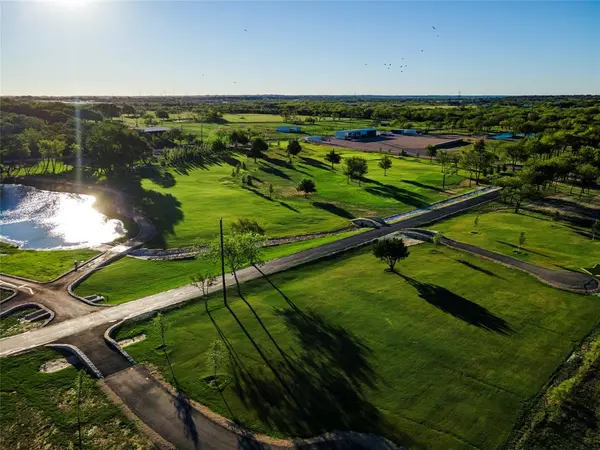 1000 County Road 904, Joshua, TX 76058