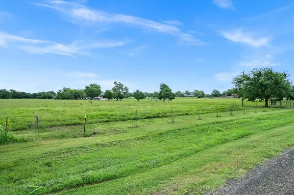 Lot 2-B FM RD 1565, Poetry, TX 75160