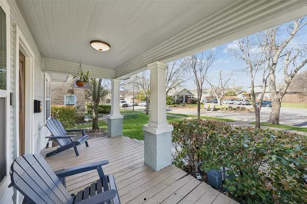 728 N Winnetka Avenue, Dallas, TX 75208