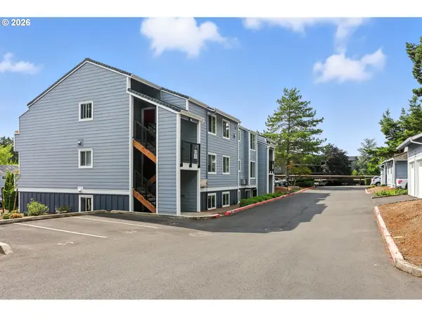 47 EAGLE CREST DR #53, Lake Oswego, OR 97035