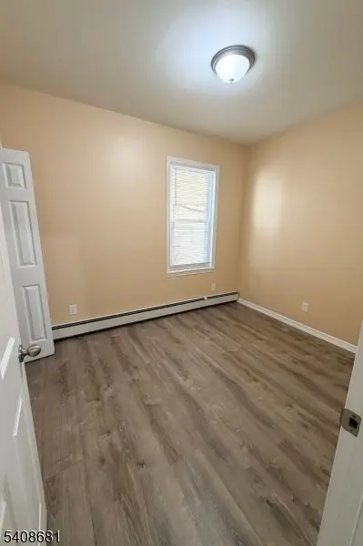 44 Hecker St, Newark City, NJ 07103