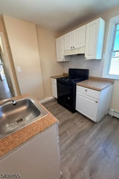 207 Sussex Ave #4, Newark City, NJ 07103