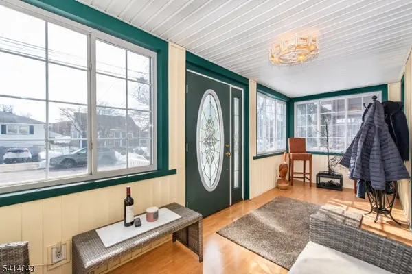 18 Johnson St, Clifton City, NJ 07014