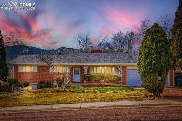 520 Crestridge AVE, Colorado Springs, CO 80906