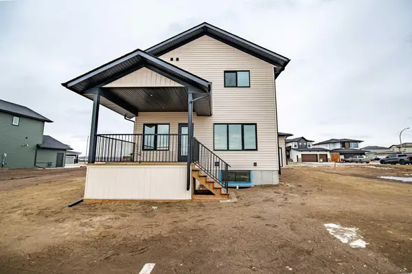 14 Vista Close, Blackfalds, AB T4M 0L3
