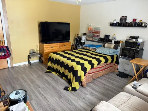 224 Polar AVE NE, High River, AB T1V 1J5