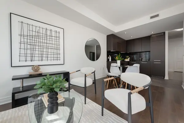 8 The Esplanade AVE #3212, Toronto C08, ON M5E 0A6