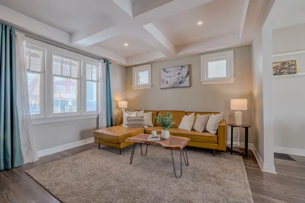 75 Oshawa BLVD S, Oshawa, ON L1H 5R1