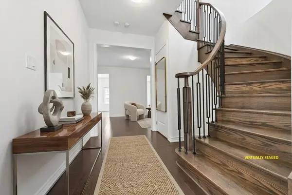 5 Valleo ST, Georgina, ON L4P 0J8