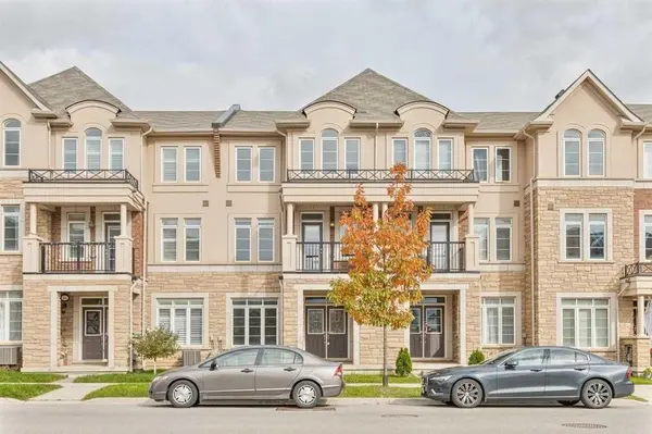 3083 Preserve DR, Oakville, ON L6M 0W7