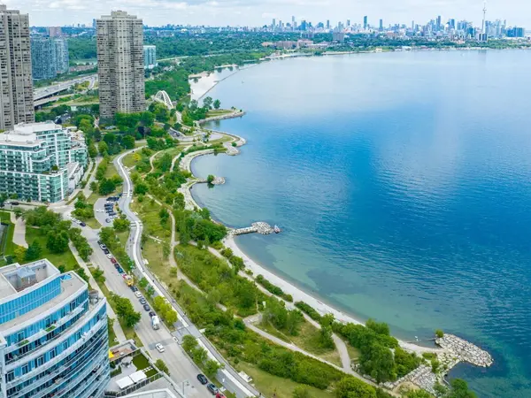 58 Marine Parade DR #410, Toronto W06, ON M8V 4G1