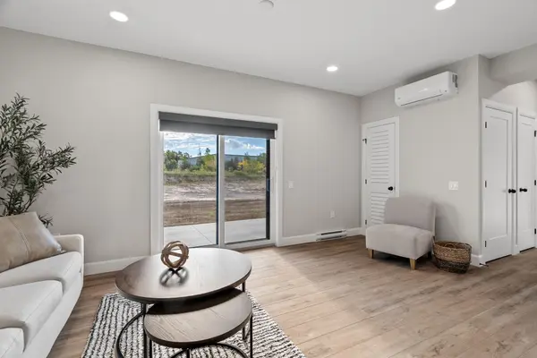 13 Moonlight CT #201A, Central Huron, ON N0M 1L0