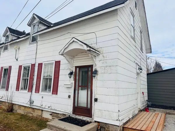 202 Bell ST, Arnprior, ON K7S 2R4