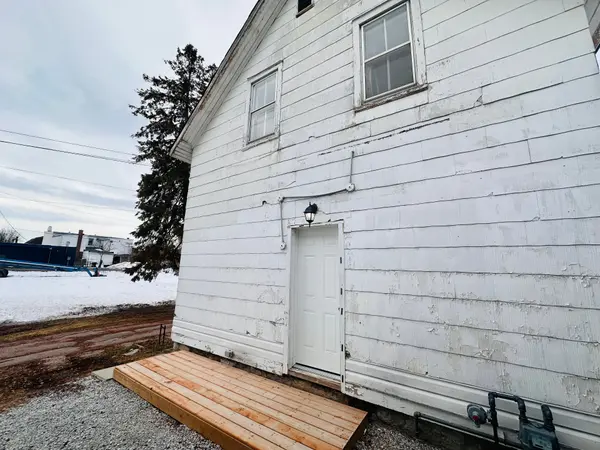 202 Bell ST, Arnprior, ON K7S 2R4