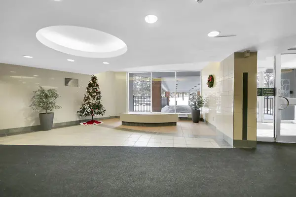 2020 JASMINE CRES #1116, Beacon Hill North - South And Area, ON K1J 8K5