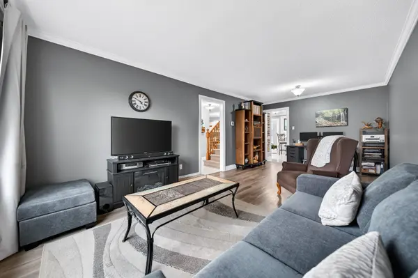 361 Stephanie DR, Guelph, ON N1K 1R2