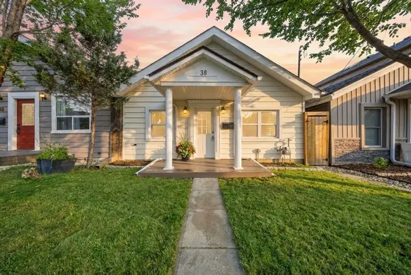 36 Queensdale AVE W, Hamilton, ON L9C 1B5