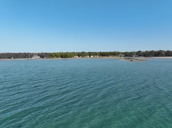 118 Resort RD, South Bruce Peninsula, ON N0H 2T0