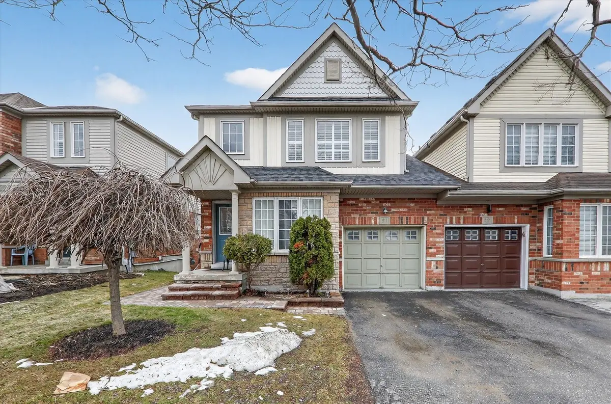 91 Bean CRES, Ajax, ON L1T 4N8