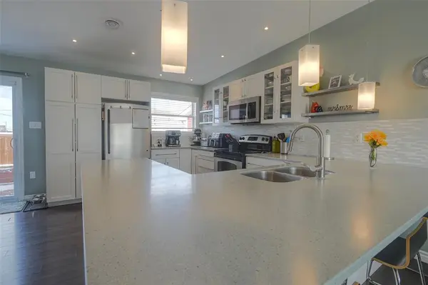 17 Dunrobin Street, Mount Pearl, NL A1N 0E5