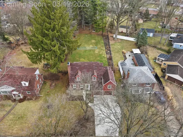 27320 Sunset BLVD E, Lathrupvillagecity_oakland, MI 48076