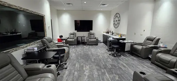 208 N Highway 377, Roanoke, TX 76262