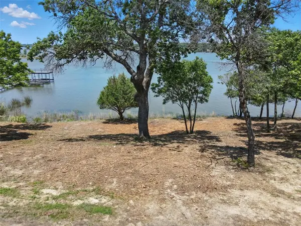 8505 Heron Drive, Fort Worth, TX 76108