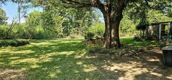 85 County Road 1435, Mount Pleasant, TX 75455