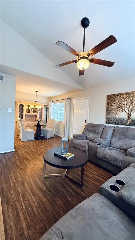 5761 Cedar Creek Drive, Benbrook, TX 76109