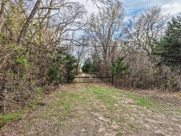 0000 CR 3107, Bonham, TX 75418