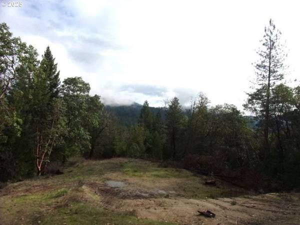 18515 DITCH CREEK RD, Rogue River, OR 97537