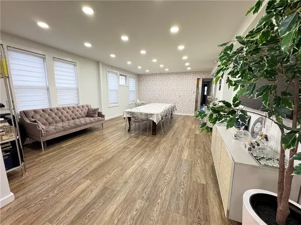 2078 East 22nd ST, Brooklyn, NY 11229