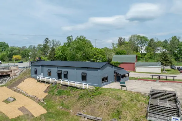 226 Baldwin St, Big Rapids, MI 49307