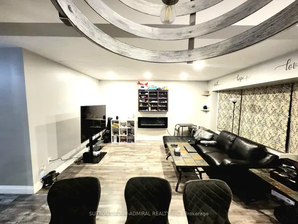 602 Dean AVE, Oshawa, ON L1H 3E9