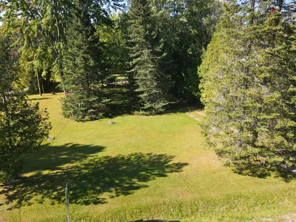 1968 Rosemount RD, Tay, ON L0K 2C0