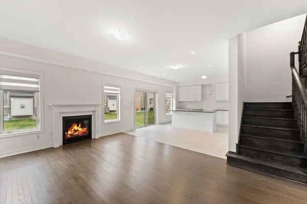 3909 Koenig RD E, Burlington, ON L7M 0Z9