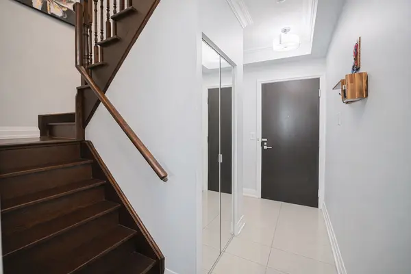 1070 Sheppard AVE W #PH16, Toronto W05, ON M3J 0G8