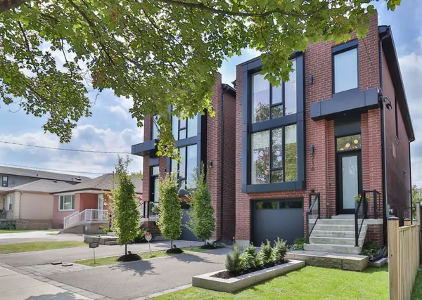 216 Delta ST, Toronto W06, ON M8W 4E6