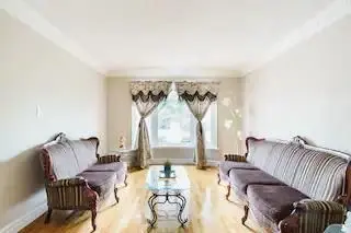 4562 Penhallow RD, Mississauga, ON L5V 1E8