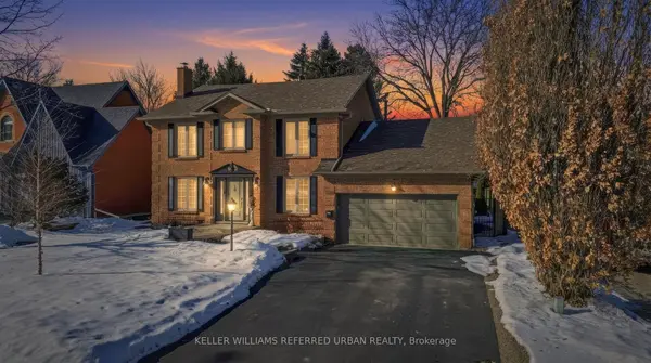 57 McGregor CRES,  Hamilton,  ON L9G 1B3