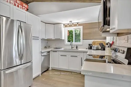 504 Pine Point LN #B, Centre Hastings, ON K0K 2K0