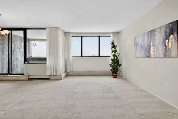 1285 Cahill DR #708, Hunt Club - South Keys And Area, ON K1V 9A7