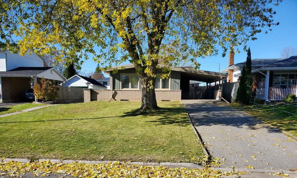 1002 Albany CT, Peterborough, ON K9J 1J2