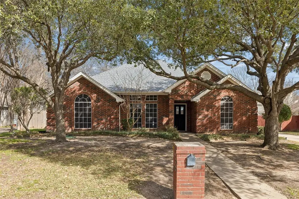 7308 Century Drive, North Richland Hills, TX 76182
